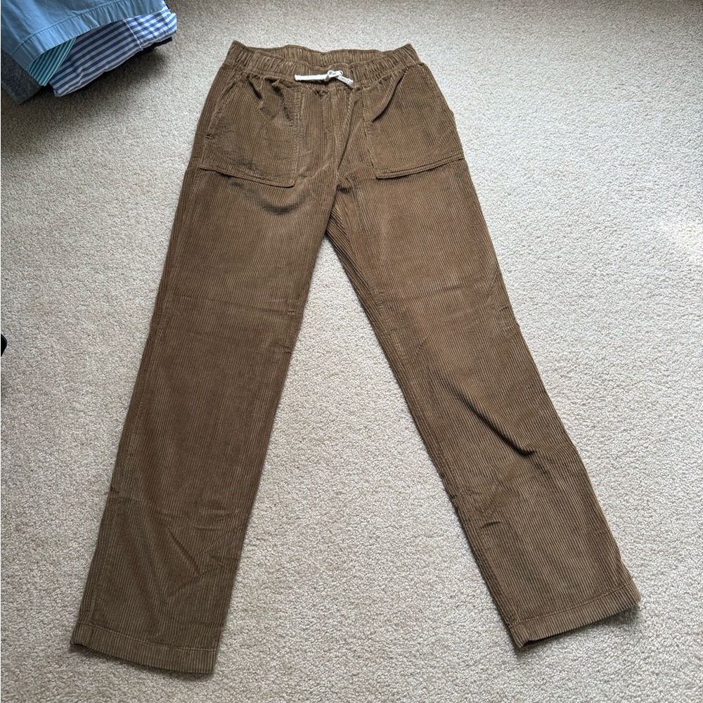 Really nice boys corduroy brown pants with elastic waistband. NEVER WORN!